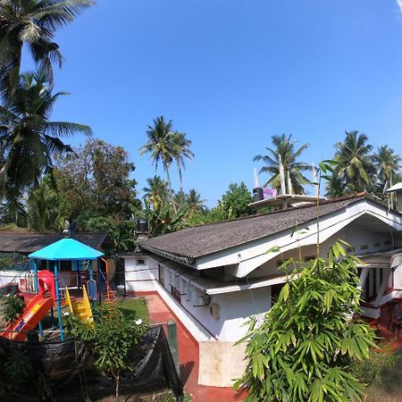 Shrinith'S Place - Dodanduwa Hikkaduwa Buitenkant foto