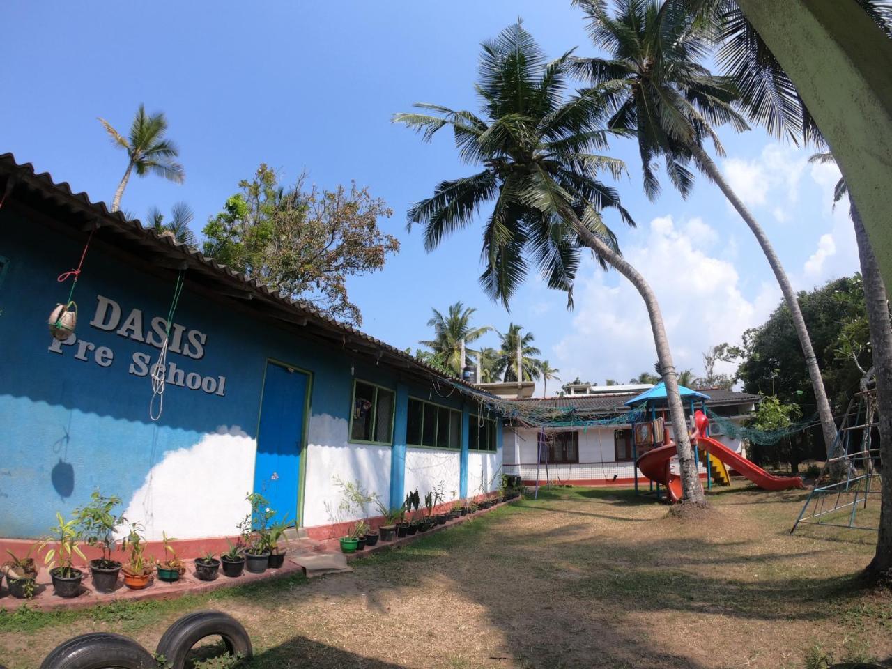 Shrinith'S Place - Dodanduwa Hikkaduwa Buitenkant foto